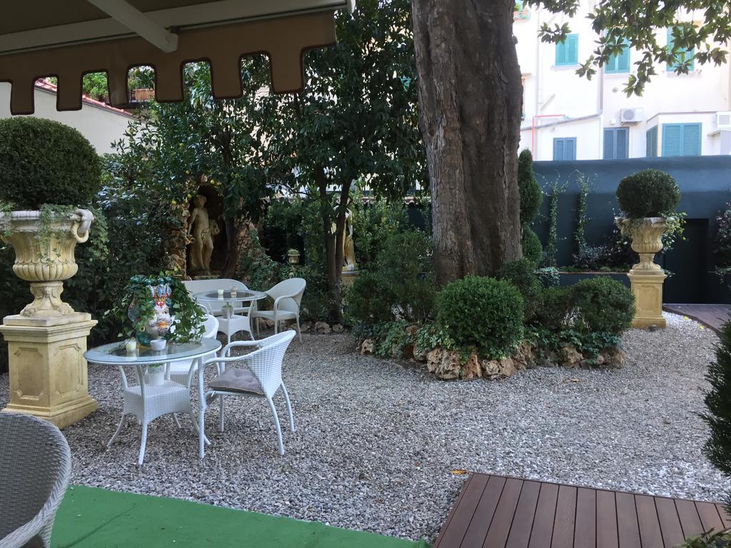 Al Teatro Hotel